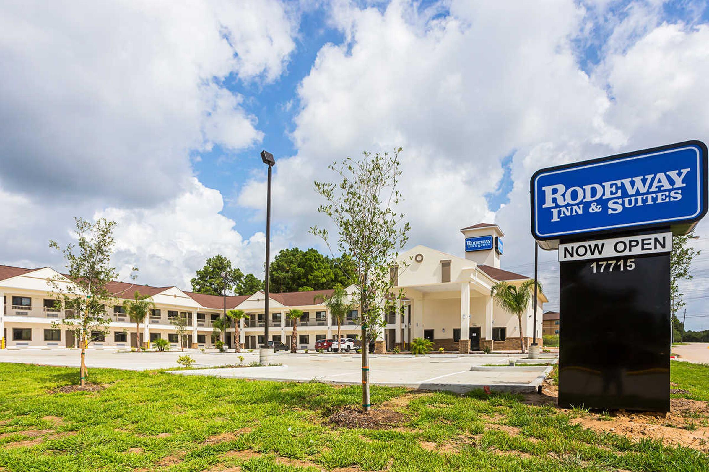 Rodeway Inn & Suites Clarksville Exterior foto